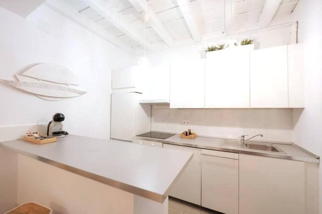 Apartamento A Estrenar En Calle Alcazares Sevilha Exterior foto